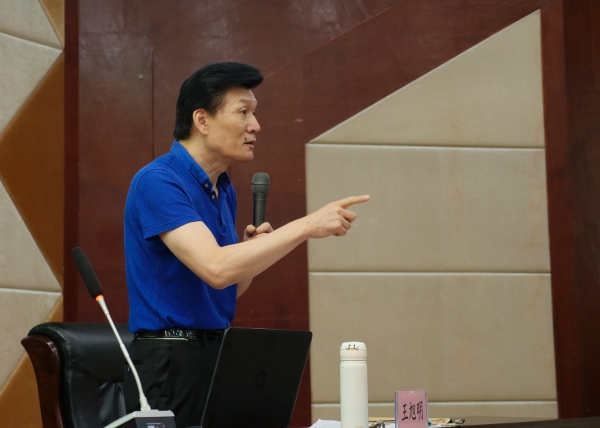 王旭明讲座.jpg